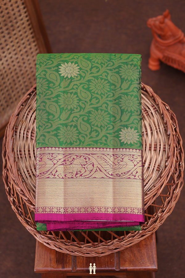 Kanchipuram Silk Saree In Green With Jacquard Pattern