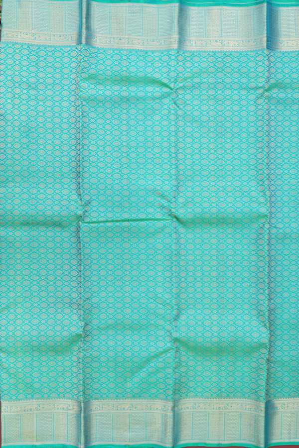 Kanchipuram Silk Saree In Green With Jacquard Pattern