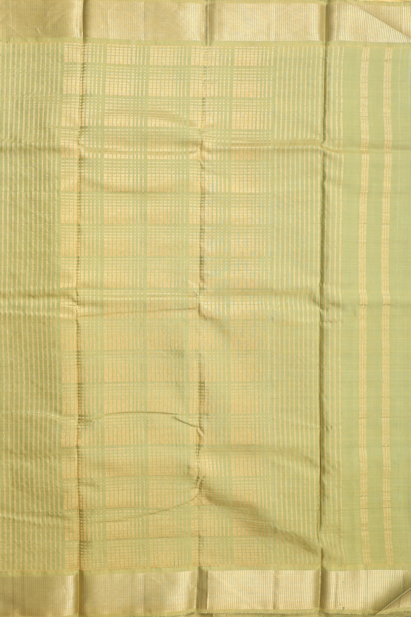 Kanchipuram Silk Saree In Green With Jacquard Pattern