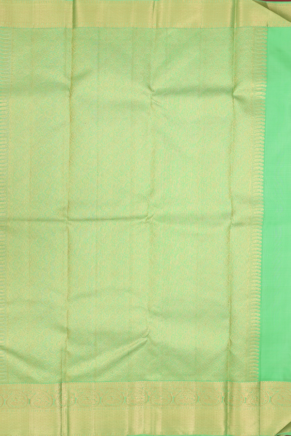 Kanchipuram Silk Saree In Green With Jacquard Pattern