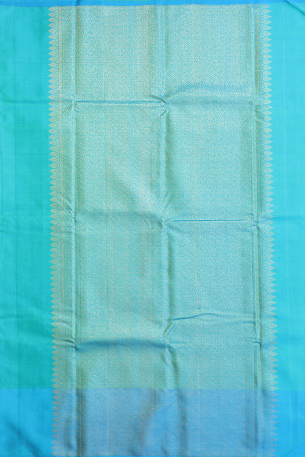 Kanchipuram Silk Saree In Parrot Green With Jacquard Pattern