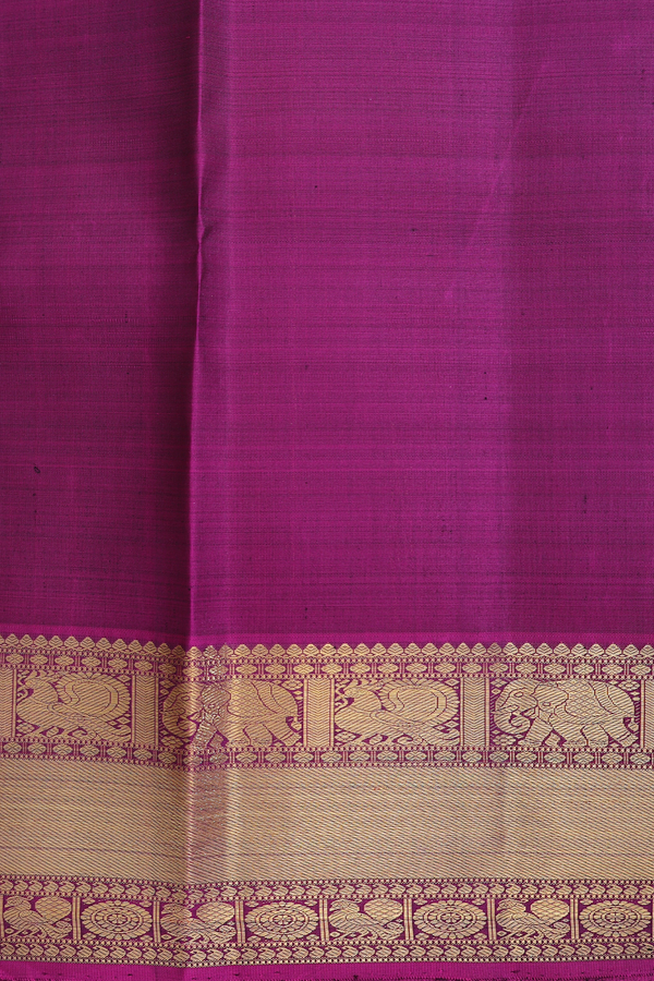 Kanchipuram Silk Saree In Green With Jacquard Pattern