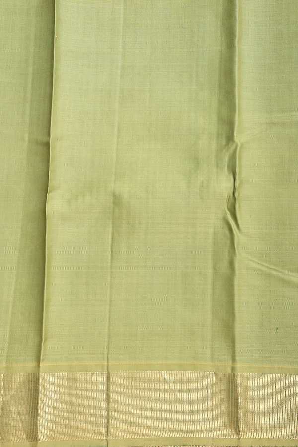 Kanchipuram Silk Saree In Green With Jacquard Pattern