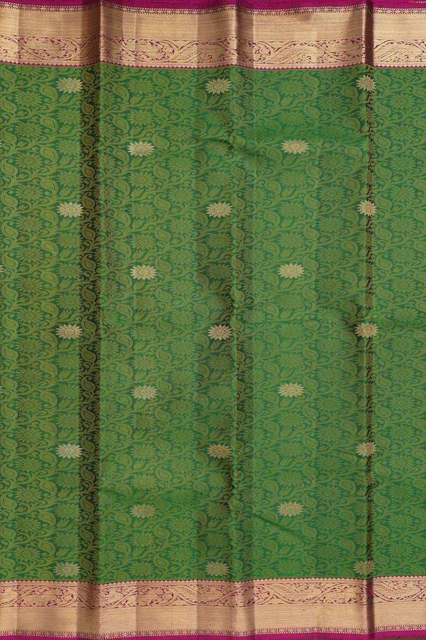 Kanchipuram Silk Saree In Green With Jacquard Pattern