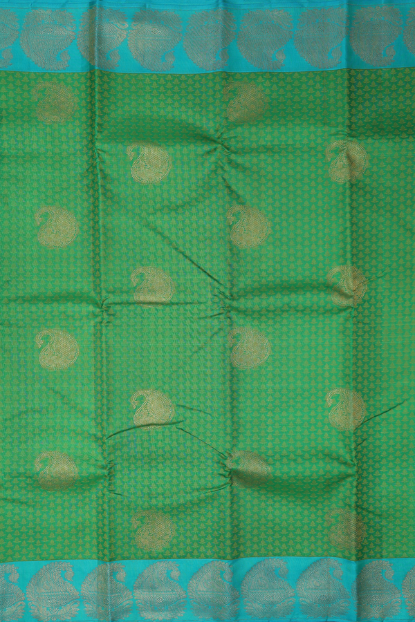 Kanchipuram Silk Saree In Green With Jacquard Pattern