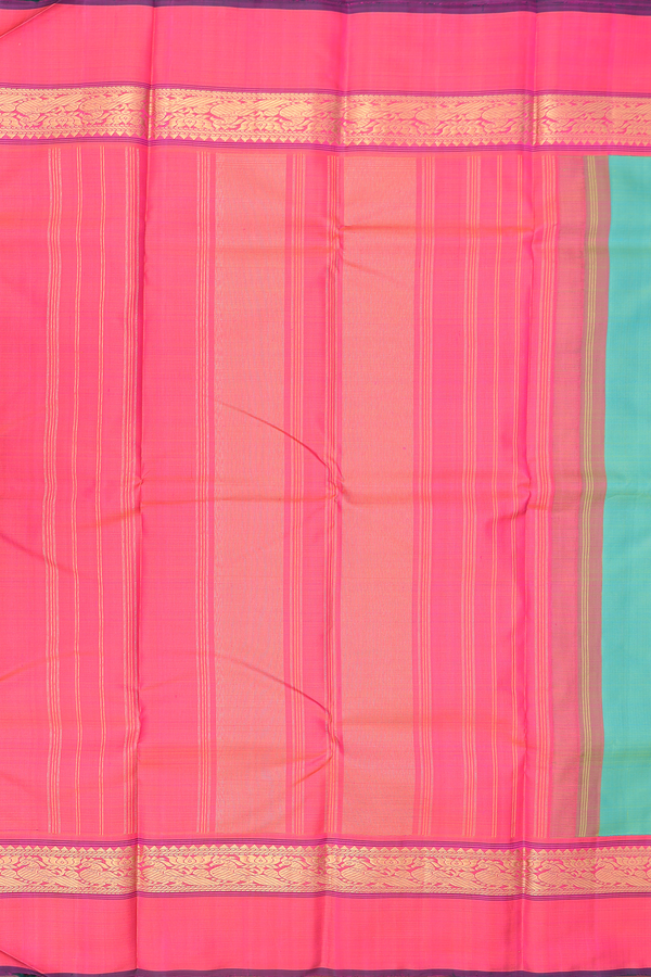 Kanchipuram Silk Saree In Green With Korvai Border