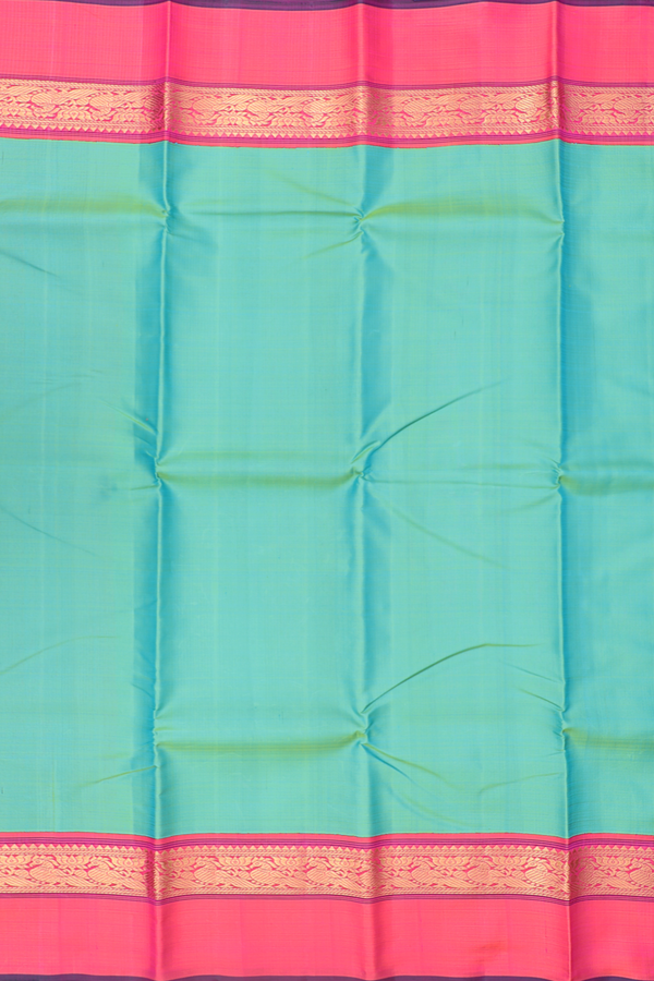 Kanchipuram Silk Saree In Green With Korvai Border