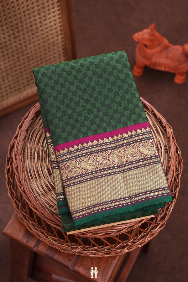 Kanchipuram Silk Saree In Green With Paai Madippu Kattai