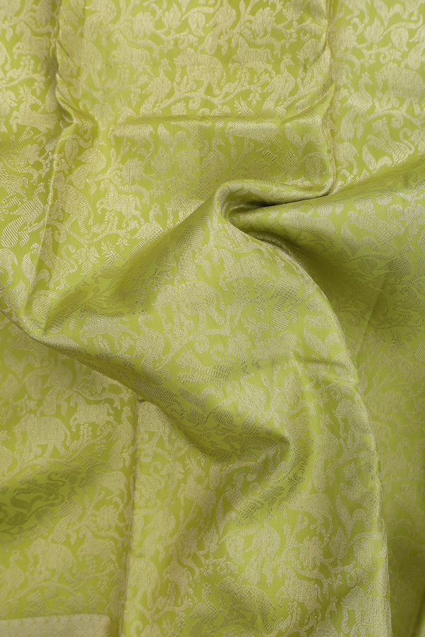 Kanchipuram Silk Saree In Green With Vanasingaram Design