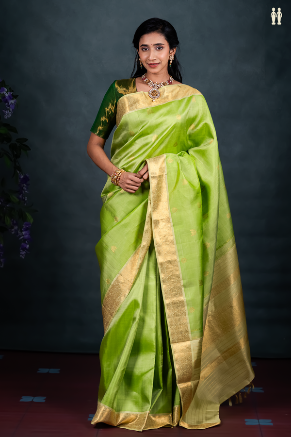 Kanchipuram Silk Saree In Green With Zari Buttas
