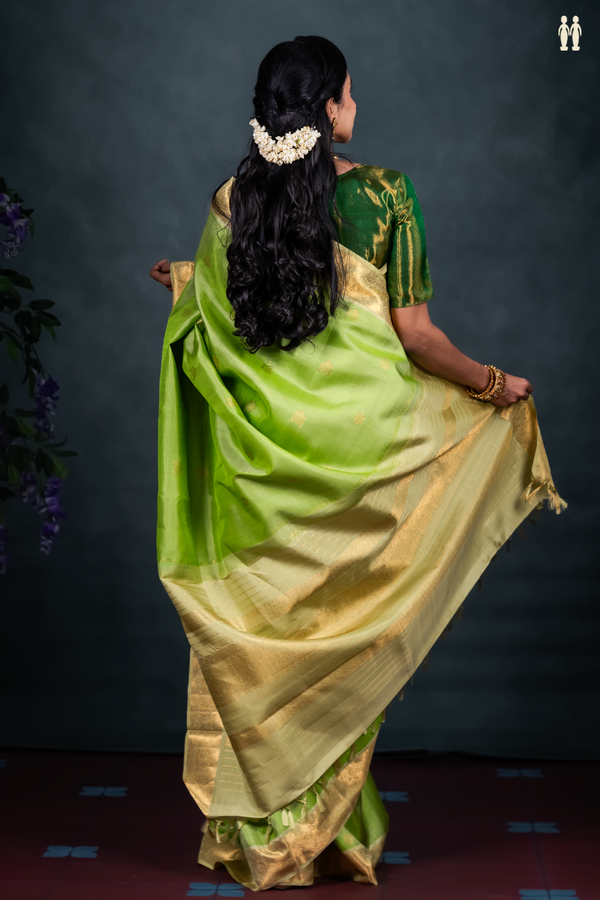 Kanchipuram Silk Saree In Green With Zari Buttas