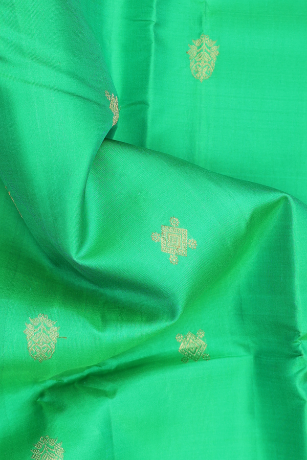 Kanchipuram Silk Saree In Green With Zari Buttas