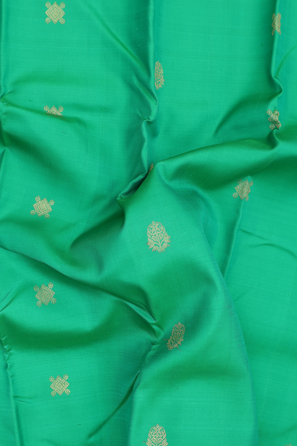 Kanchipuram Silk Saree In Green With Zari Buttas