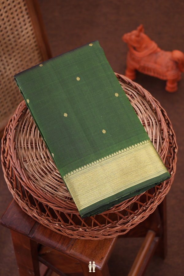 Kanchipuram Silk Saree In Green With Zari Buttis