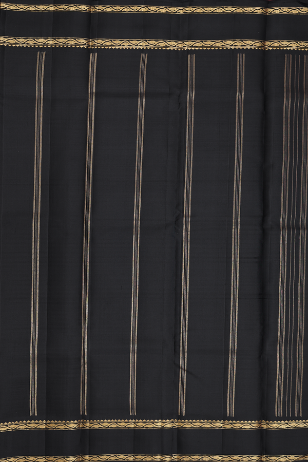 Kanchipuram Silk Saree In Grey And Yellow With Stripes Design