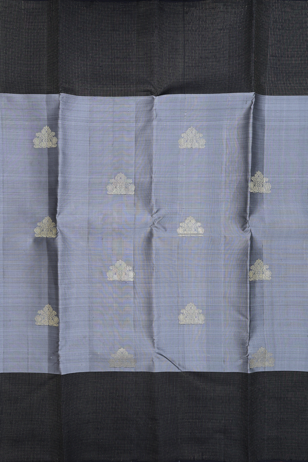 Kanchipuram Silk Saree In Grey With Floral Motifs