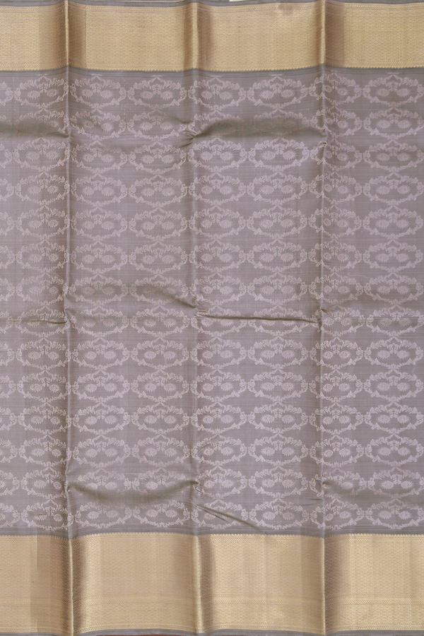 Kanchipuram Silk Saree In Grey With Jacquard Pattern