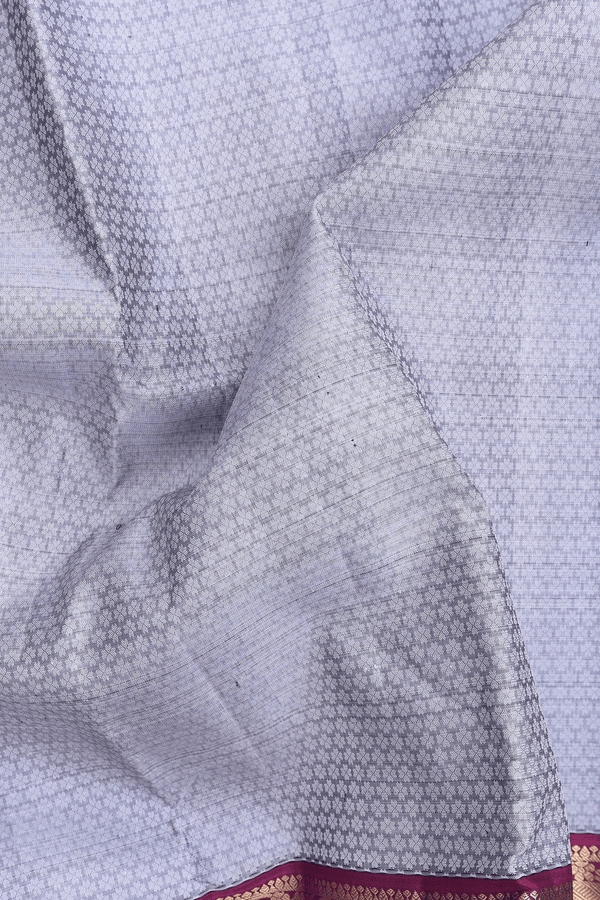 Kanchipuram Silk Saree In Grey With Jacquard Pattern