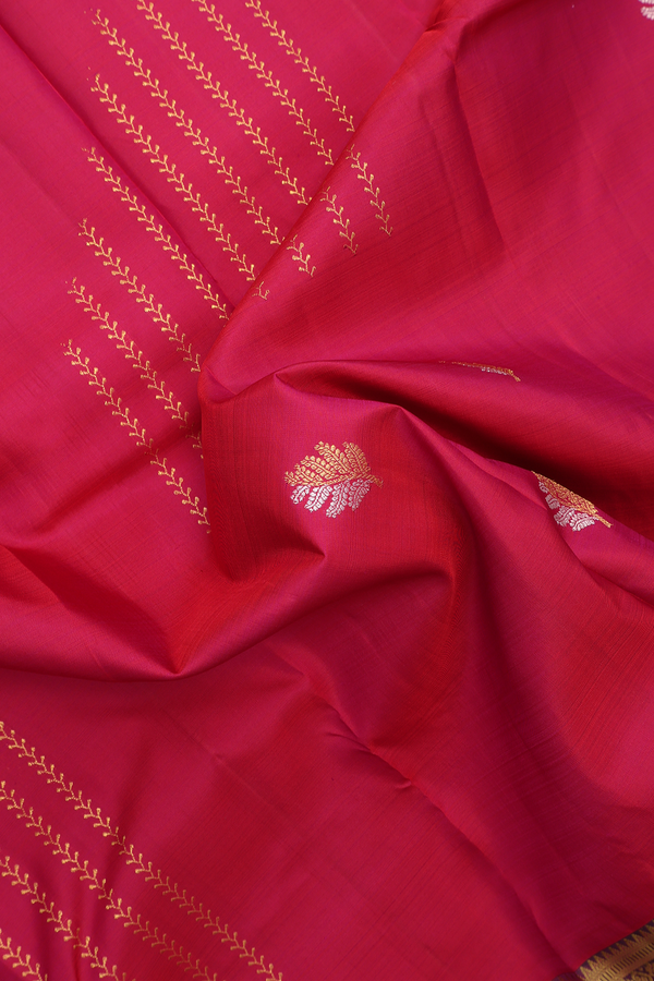 Kanchipuram Silk Saree In Hibiscus Red With Leaf Zari Motifs