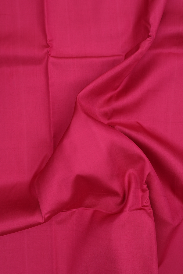 Kanchipuram Silk Saree In Hibiscus Red With Zari Border