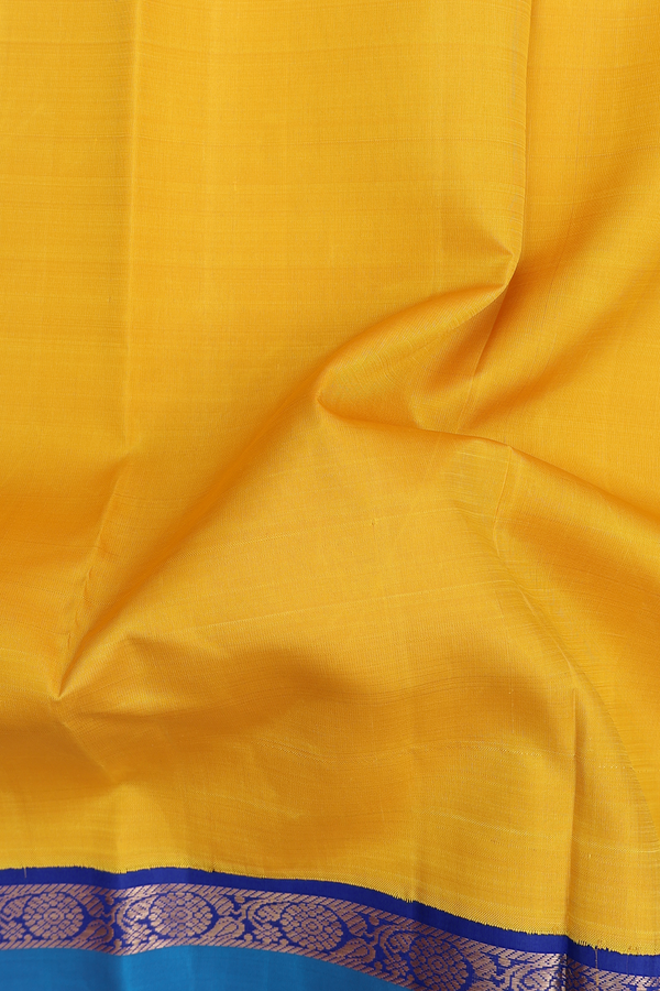 Kanchipuram Silk Saree In Honey Yellow With Contrast Border