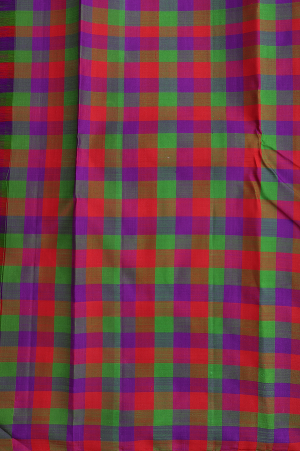 Kanchipuram Silk Saree In Ivory With Contrast Border