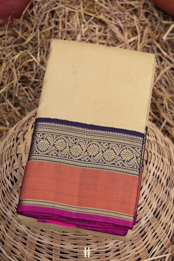 Kanchipuram Silk Saree In Khaki With Paisley Buttis