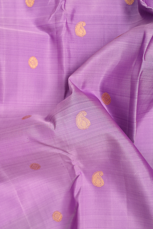 Kanchipuram Silk Saree In Lavender With Paisley Buttas