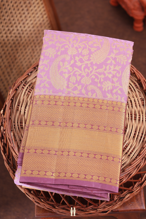 Kanchipuram Silk Saree In Lavender With Brocade Design