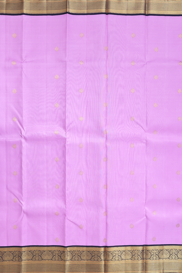 Kanchipuram Silk Saree In Lavender With Floral Buttas