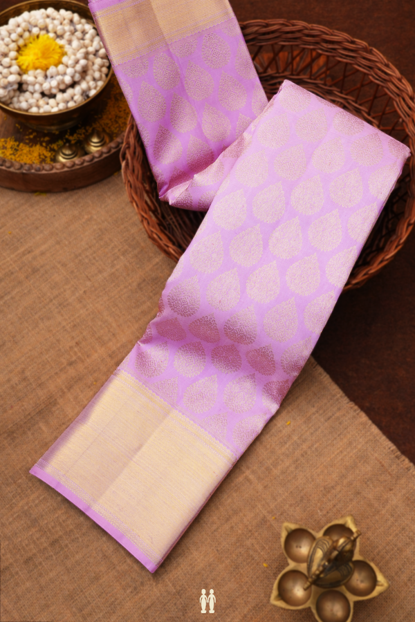 Kanchipuram Silk Saree In Lavender With Thilagam Buttas