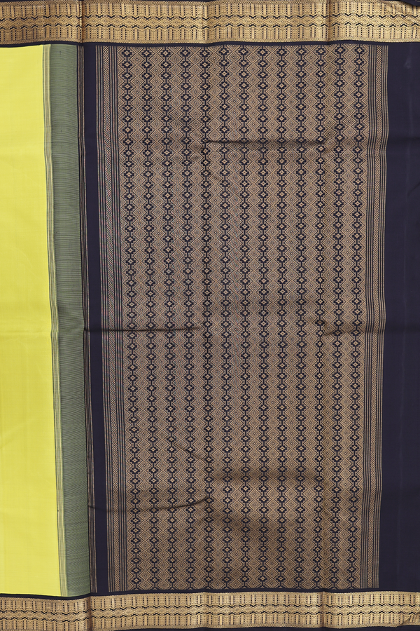Kanchipuram Silk Saree In Lemon Yellow With Korvai Border