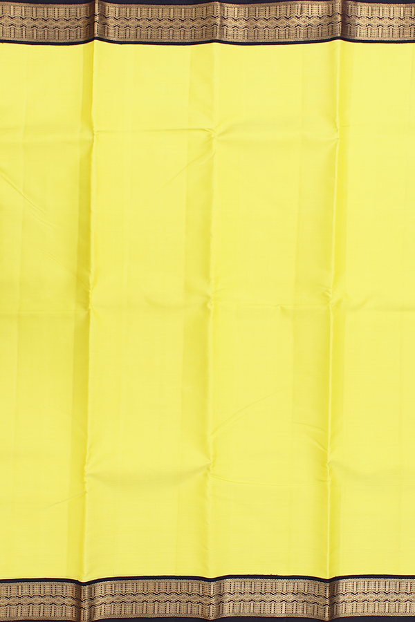 Kanchipuram Silk Saree In Lemon Yellow With Korvai Border