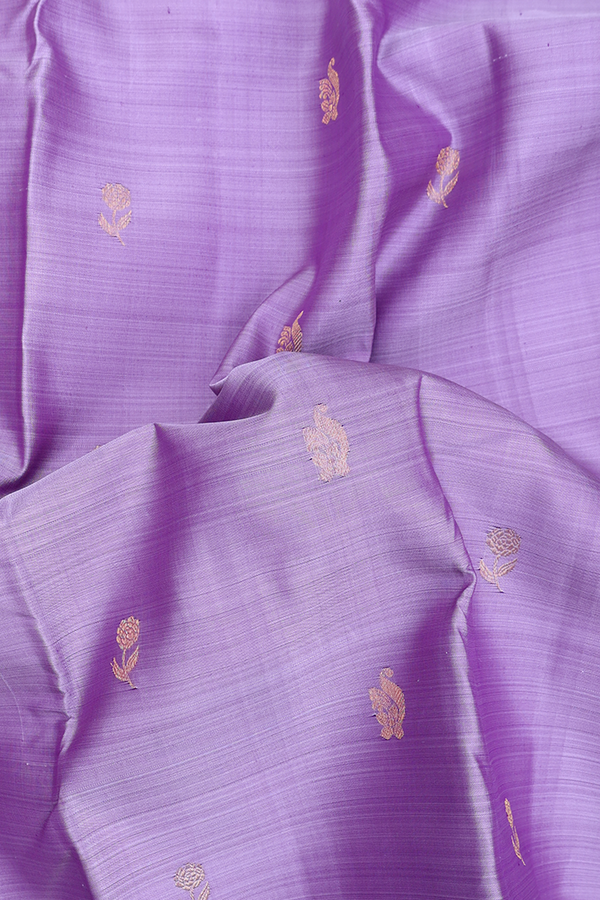 Kanchipuram Silk Saree In Light Purple With Floral Buttas