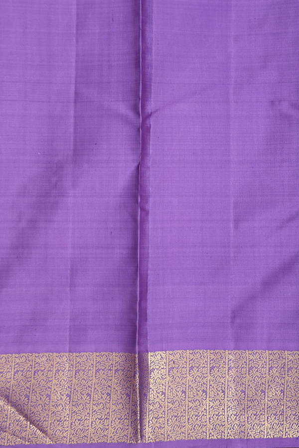 Kanchipuram Silk Saree In Light Purple With Stripes Design