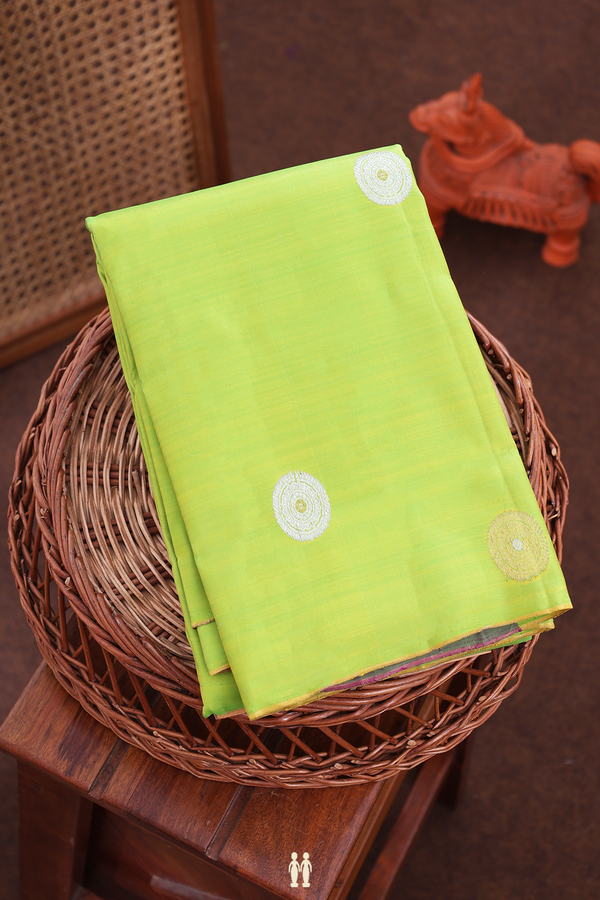 Kanchipuram Silk Saree In Lime Green With Chakram Buttas