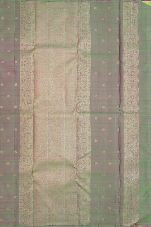 Kanchipuram Silk Saree In Lime Green With Chakram Buttas