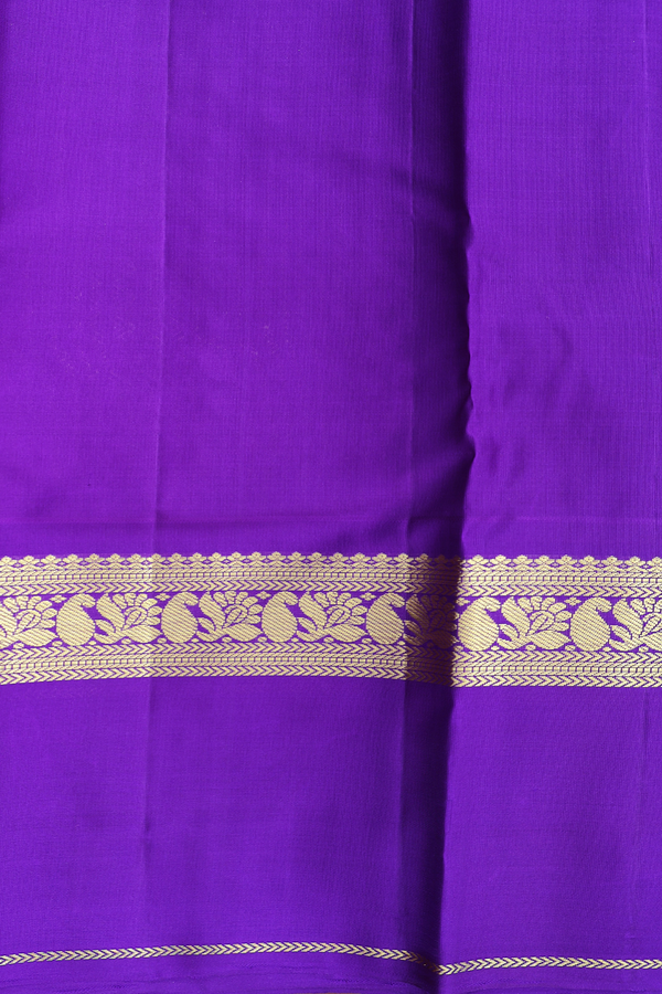 Kanchipuram Silk Saree In Lime Green With Checks Design