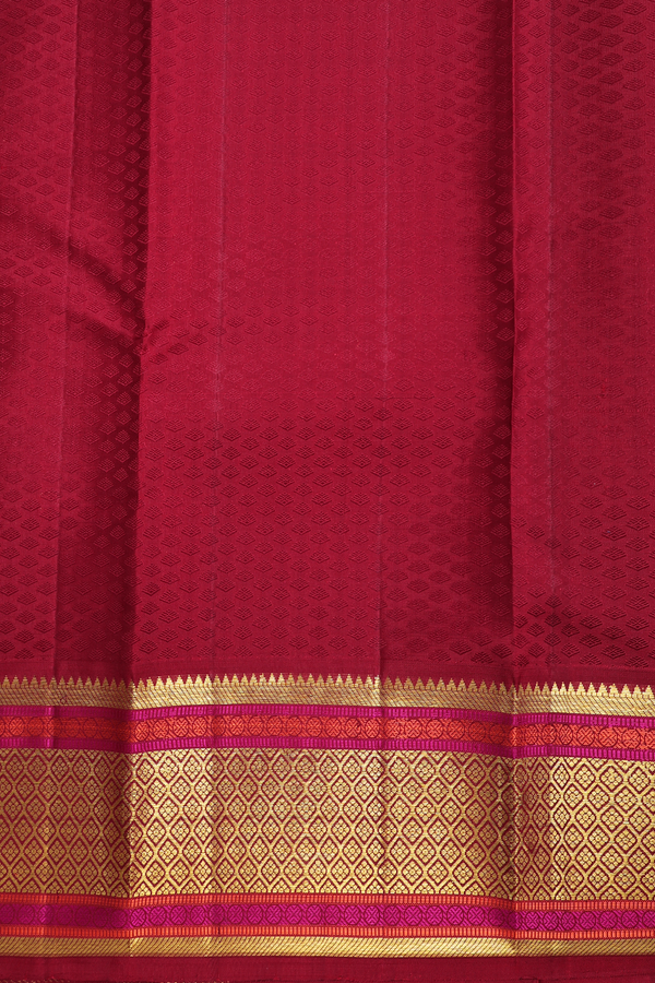 Kanchipuram Silk Saree In Lime Green With Jacquard Pattern
