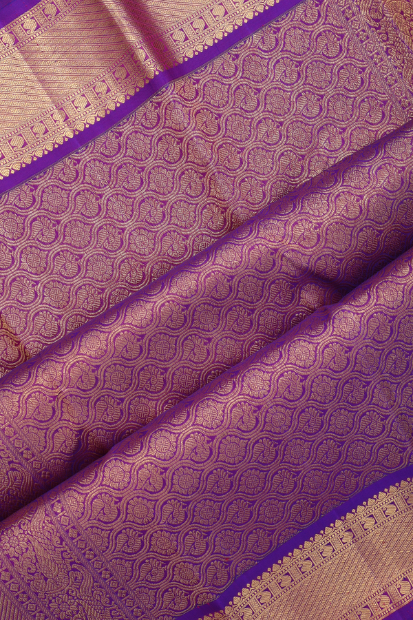 Kanchipuram Silk Saree In Lime Green With Paisley Border