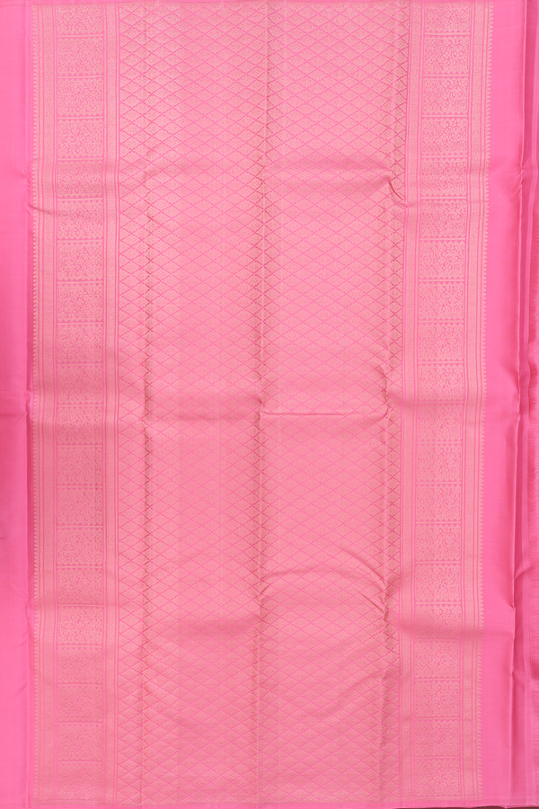 Kanchipuram Silk Saree In Lotus Pink With Zari Motifs