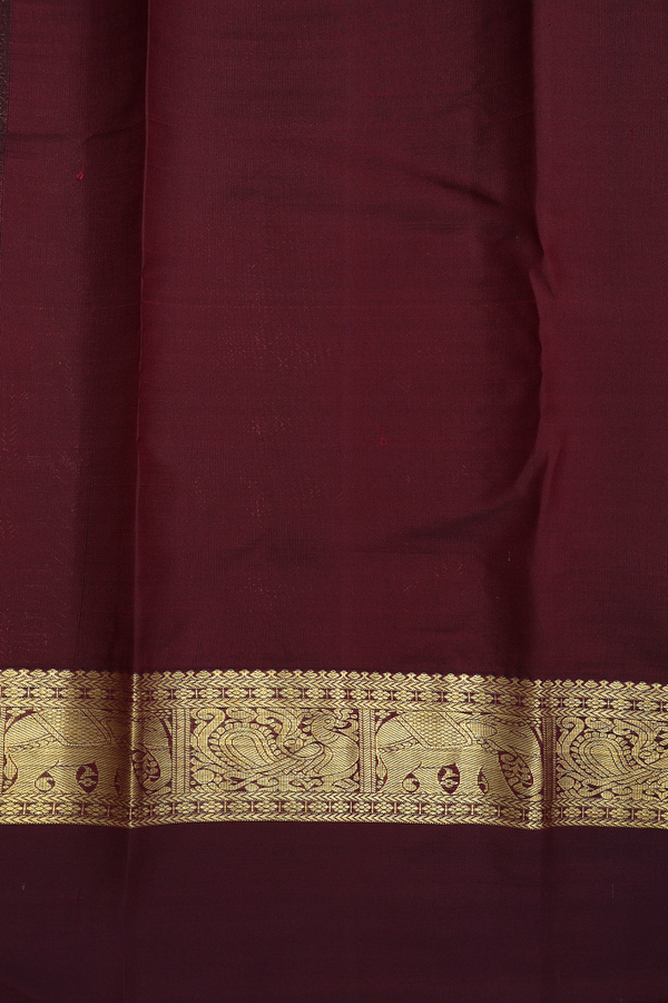 Kanchipuram Silk Saree In Magenta And Yellow With Checked
