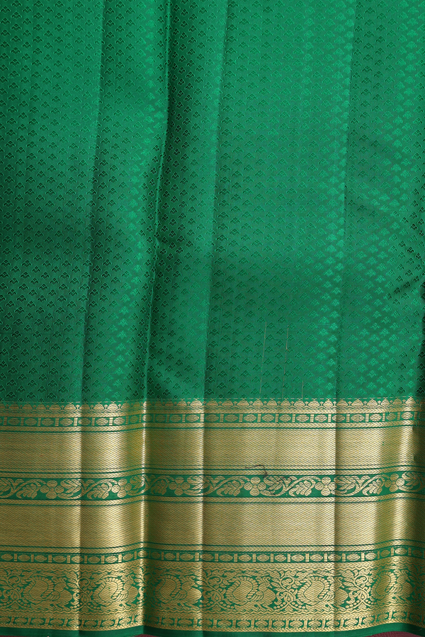 Kanchipuram Silk Saree In Magenta With Brocade Design