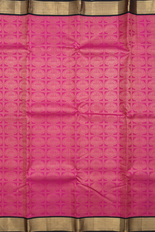 Kanchipuram Silk Saree In Magenta With Brocade Design
