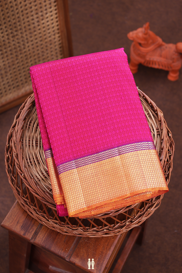 Kanchipuram Silk Saree In Magenta With Jacquard Pattern
