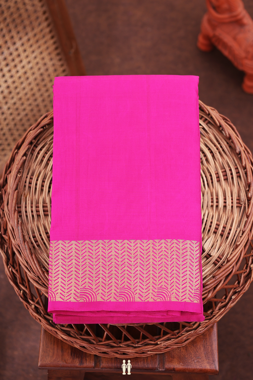 Kanchipuram Silk Saree In Magenta With Zari Border