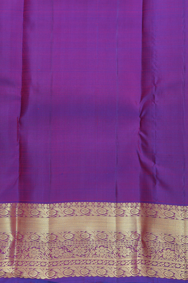 Kanchipuram Silk Saree In Magenta With Zari Buttas