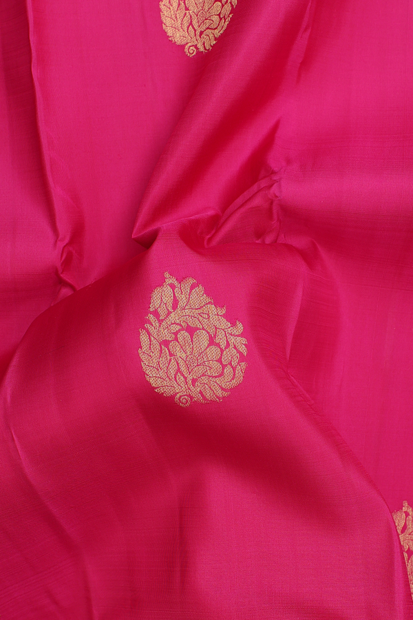 Kanchipuram Silk Saree In Magenta With Zari Buttas