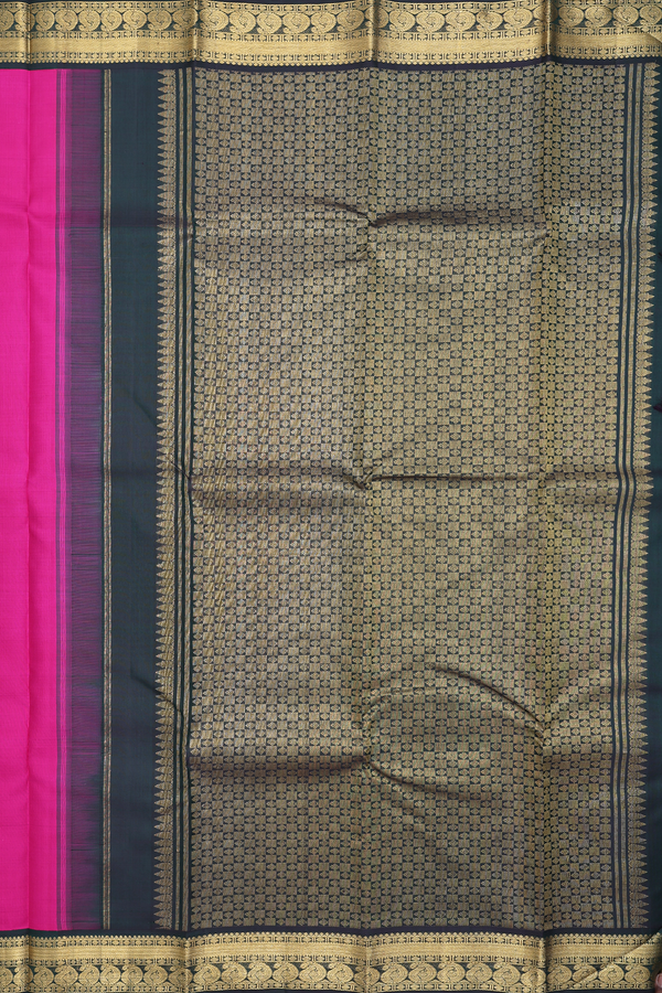 Kanchipuram Silk Saree In Magenta With Zari Buttis