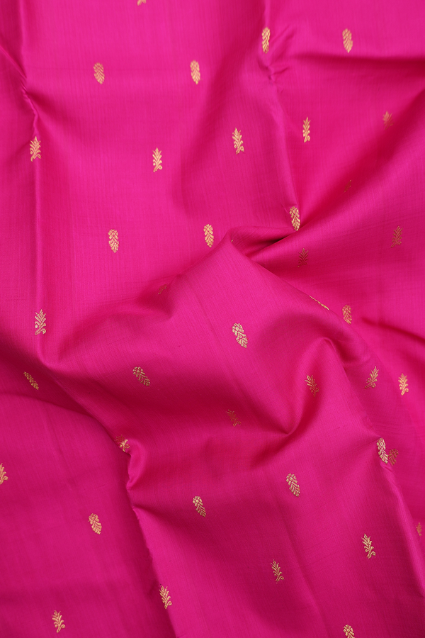 Kanchipuram Silk Saree In Magenta With Zari Buttis